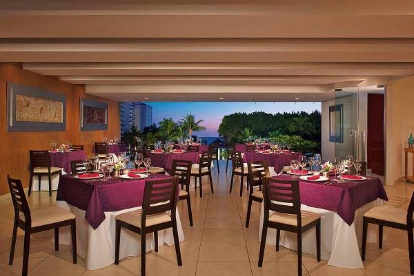 Restaurants & Bars - Wyndham Alltra Resort Playa Del Carmen